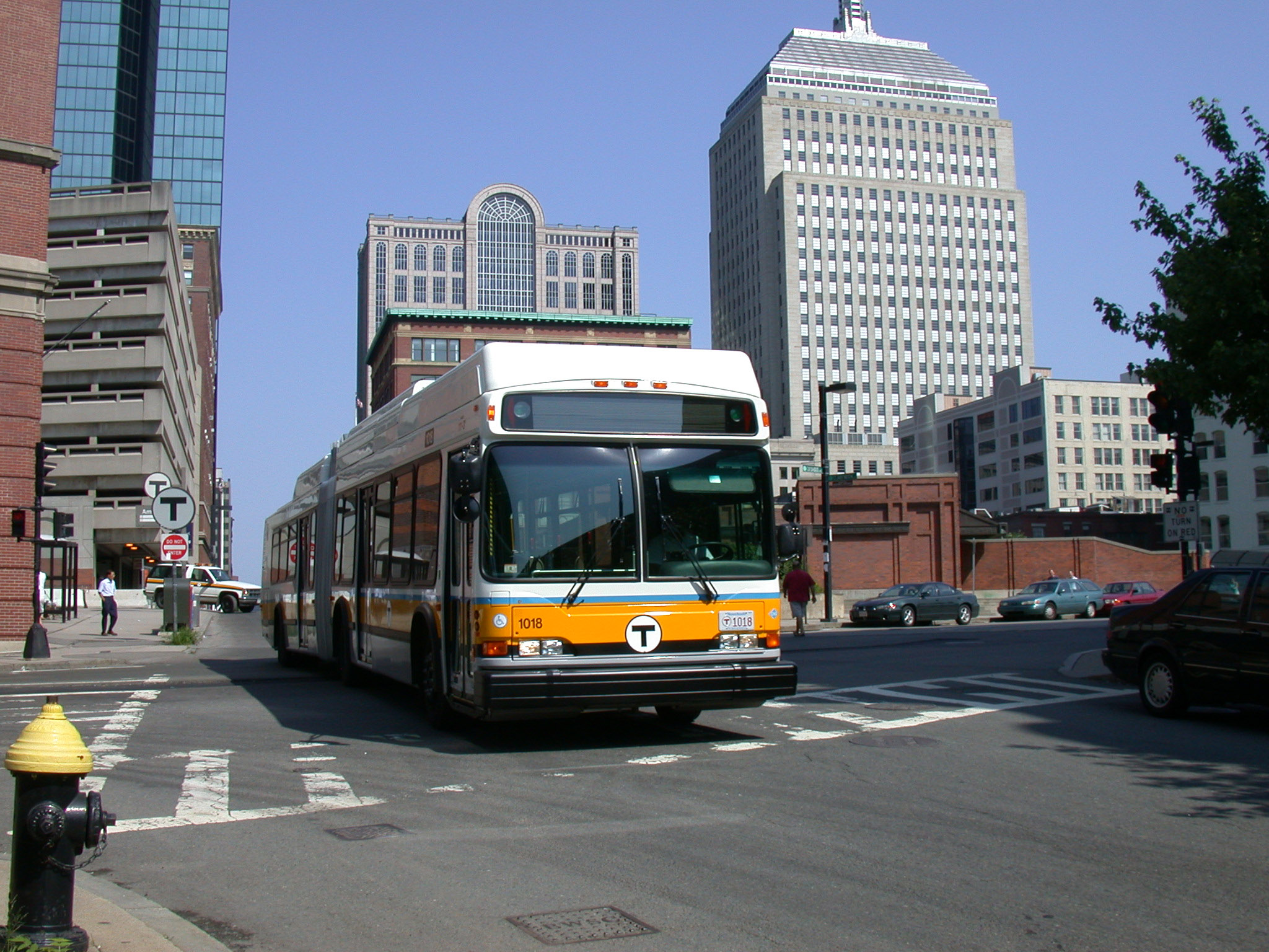I Green Line Boston - MBTA Trolley Gray T-Shirt (ADULT)